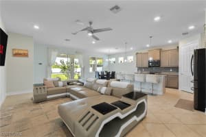 3289 Baravaldo Circle, Cape Coral, FL 33909 - MLS#226009589