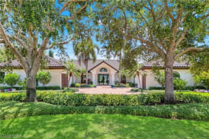 4701 Oak Leaf Drive, Naples, FL 34119 - MLS#226009605