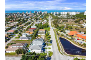 596 111th Avenue, Naples, FL 34108 - MLS#226009652