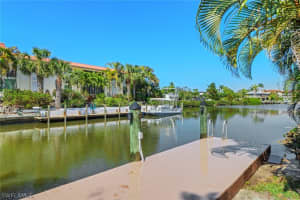 1120 Sandpiper Street, Naples, FL 34102 - MLS#226009670
