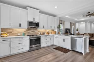 4653 Centaurus Circle, Naples, FL 34120 - MLS#226009672