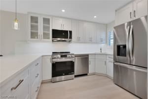 9 High Point Circle, Naples, FL 34103 - MLS#226009695