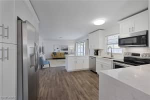 1220 10th Avenue, Naples, FL 34102 - MLS#226009700