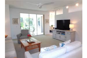 515 Laguna Royale Boulevard, Naples, FL 34119 - MLS#226009731