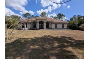 1440 15th Street, Naples, FL 34117 - MLS#226009738