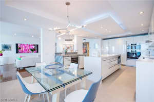 8473 Bay Colony Drive, Naples, FL 34108 - MLS#226009740