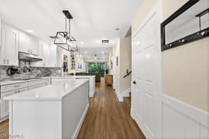 7595 Meadow Lakes Drive, Naples, FL 34104 - MLS#226009750