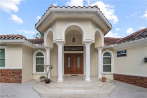 2480 16th Street, Naples, FL 34120 - MLS#226009765