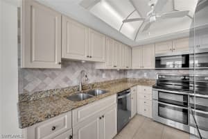 53 High Point Circle, Naples, FL 34103 - MLS#226009766