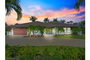 4222 Crayton Road, Naples, FL 34103 - MLS#226009782