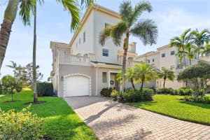 584 Avellino Isles Circle, Naples, FL 34119 - MLS#226009797