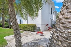 1335 Charleston Square Drive, Naples, FL 34110 - MLS#226009800