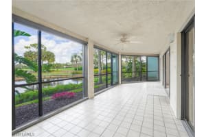 5890 Via Lugano, Naples, FL 34108 - MLS#226009805