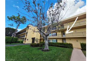 1086 Forest Lakes Drive, Naples, FL 34105 - MLS#226009818