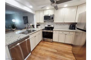 1086 Forest Lakes Drive, Naples, FL 34105 - MLS#226009818