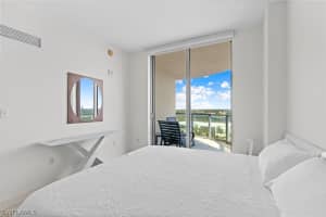 3000 Oasis Grand Boulevard, Fort Myers, FL 33916 - MLS#226009819