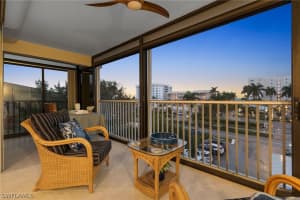 2880 GULF SHORE Boulevard, Naples, FL 34103 - MLS#226009835