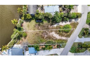 27534 Big Bend Road, Bonita Springs, FL 34134 - MLS#226009876