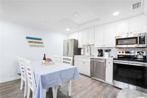 5320 Treetops Drive, Naples, FL 34113 - MLS#226009890