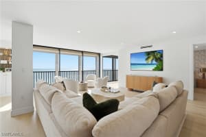 10851 Gulf Shore Drive, Naples, FL 34108 - MLS#226009899