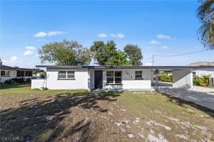 1313 Thompson Street, North Fort Myers, FL 33903 - MLS#226009905