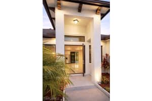 593 39th Avenue, Naples, FL 34120 - MLS#226009921