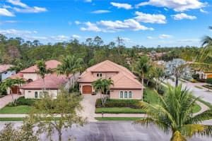 6419 VIVALDI Court, Naples, FL 34113 - MLS#226009929