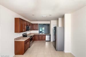 2802 40th Street, Lehigh Acres, FL 33976 - MLS#226009977