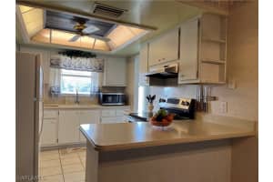 8201 Dosonte Lane, North Fort Myers, FL 33917 - MLS#226009989