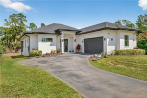 4233 4th Ave Ne, Naples