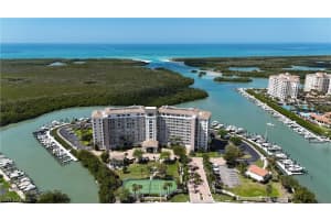 13105 Vanderbilt Drive, Naples, FL 34110 - MLS#226009995