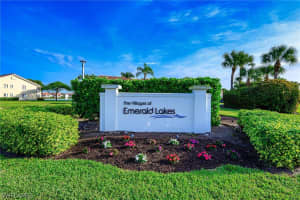 7778 Emerald Cir P104, Naples