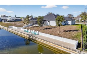 2223 4th Court, Cape Coral, FL 33991 - MLS#226010078