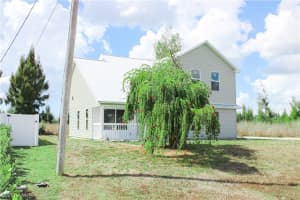 428 19th Avenue, Cape Coral, FL 33991 - MLS#226010157