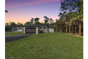 4687 14th Ave Se, Naples