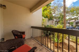 1822 Kings Lake Boulevard, Naples, FL 34112 - MLS#226010161