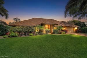 811 Pitch Apple Ln, Naples