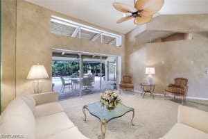 811 PITCH APPLE Lane, Naples, FL 34108 - MLS#226010170