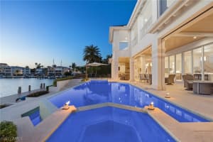 2805 Leeward Lane, Naples, FL 34103 - MLS#226010185