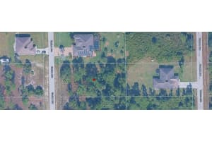 512 Canton Avenue, Lehigh Acres, FL 33972 - MLS#226010192