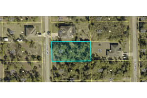 512 Canton Avenue, Lehigh Acres, FL 33972 - MLS#226010192