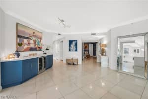 455 Cove Tower Drive, Naples, FL 34110 - MLS#226010218