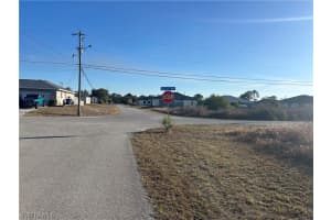 3104 Eric Avenue, Lehigh Acres, FL 33976 - MLS#226010264