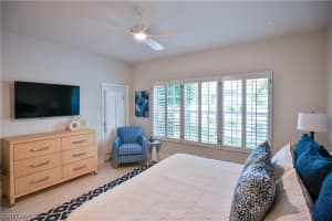 988 Egrets Run, Naples, FL 34108 - MLS#226010265