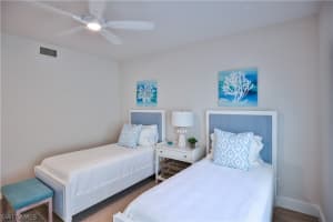 988 Egrets Run, Naples, FL 34108 - MLS#226010265