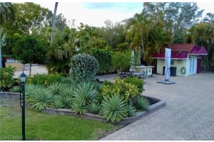 4798 Southern Breeze Drive, Naples, FL 34114 - MLS#226010276