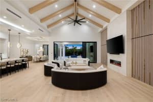 620 94th Avenue, Naples, FL 34108 - MLS#226010310