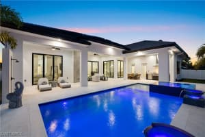 620 94th Avenue, Naples, FL 34108 - MLS#226010310