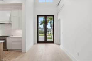 732 12th Street, Naples, FL 34102 - MLS#226010314