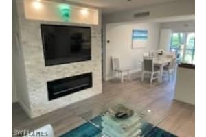 788 Park Shore Dr B19, Naples